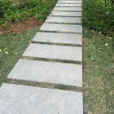 新余 芝麻黑小区踏步、汀步石铺装效果