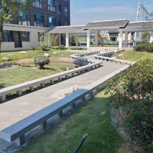 新余 芝麻灰小区坐凳&栏杆安装效果