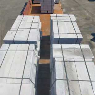 新余 路沿石装车出货