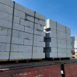 新余 路沿石装车出货