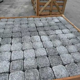 新余 园林景观滚石