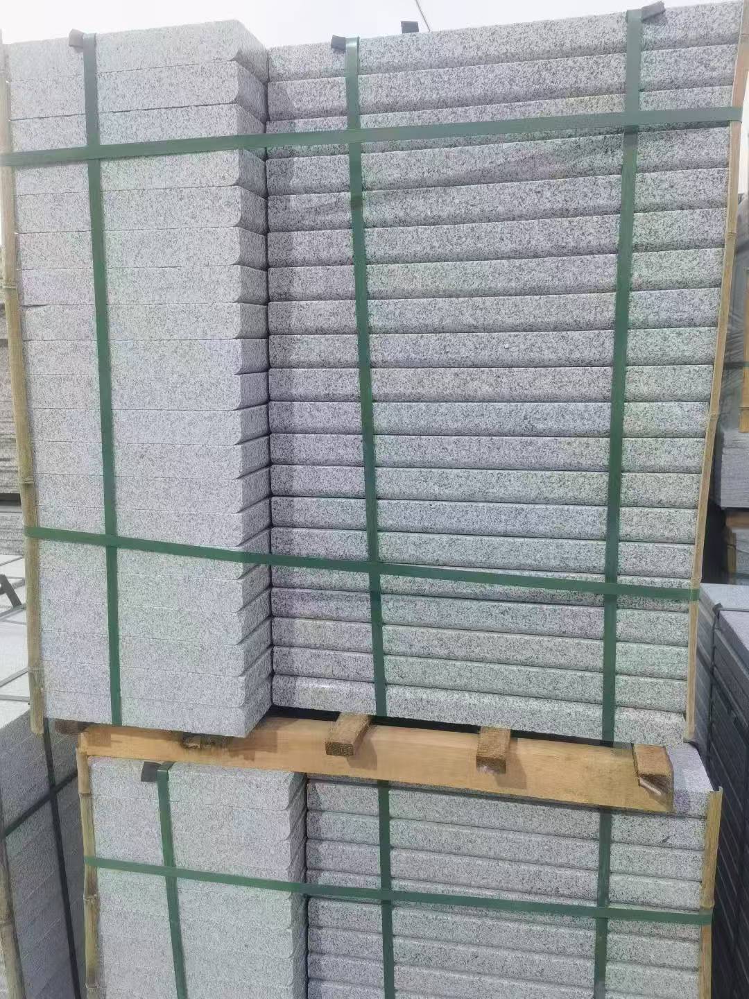 新余 5公分芝麻白，倒斜角，室外楼梯踏步