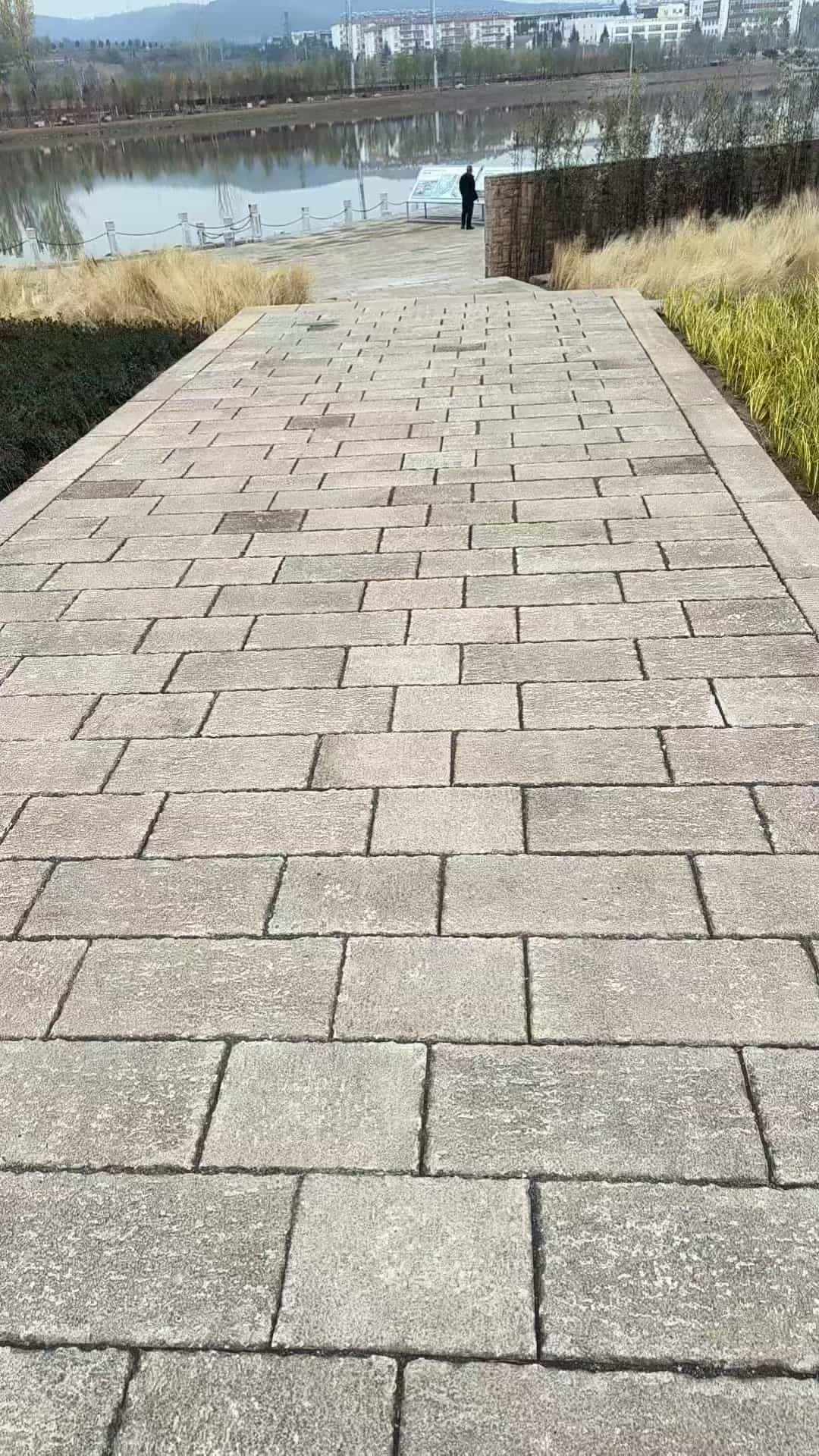 新余仿古石铺装效果