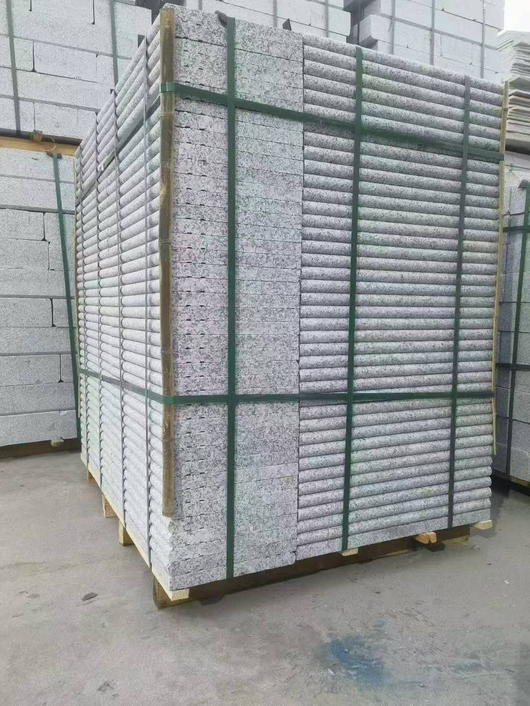 新余 芙蓉白3公分厚磨圆边、拉槽，楼梯踏步