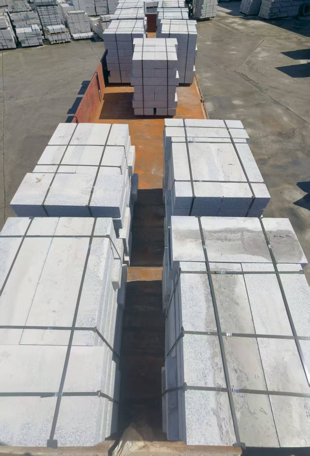 新余 路沿石装车出货