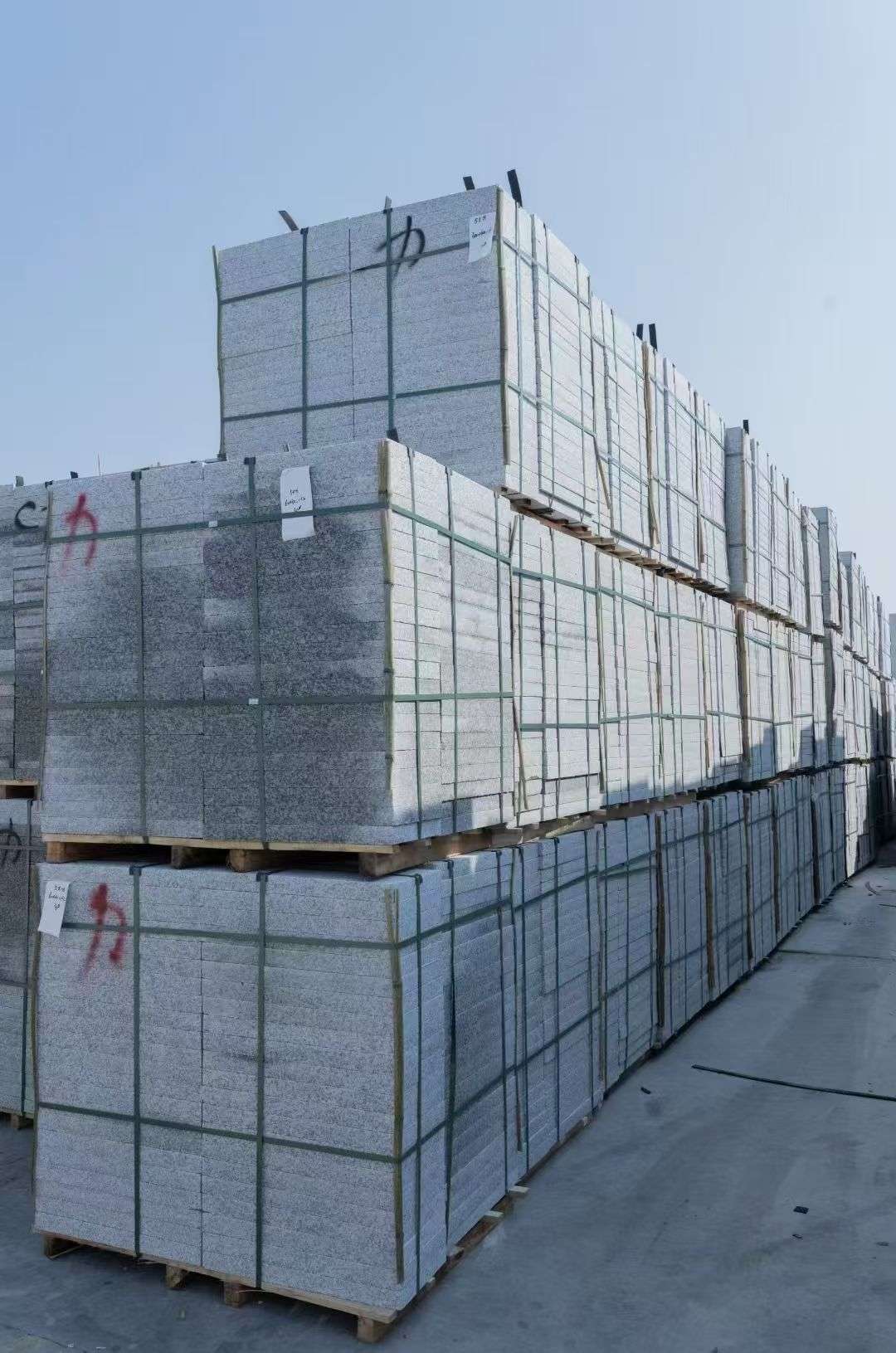 新余 芙蓉白、大花白、小白花荔枝面成品地铺石