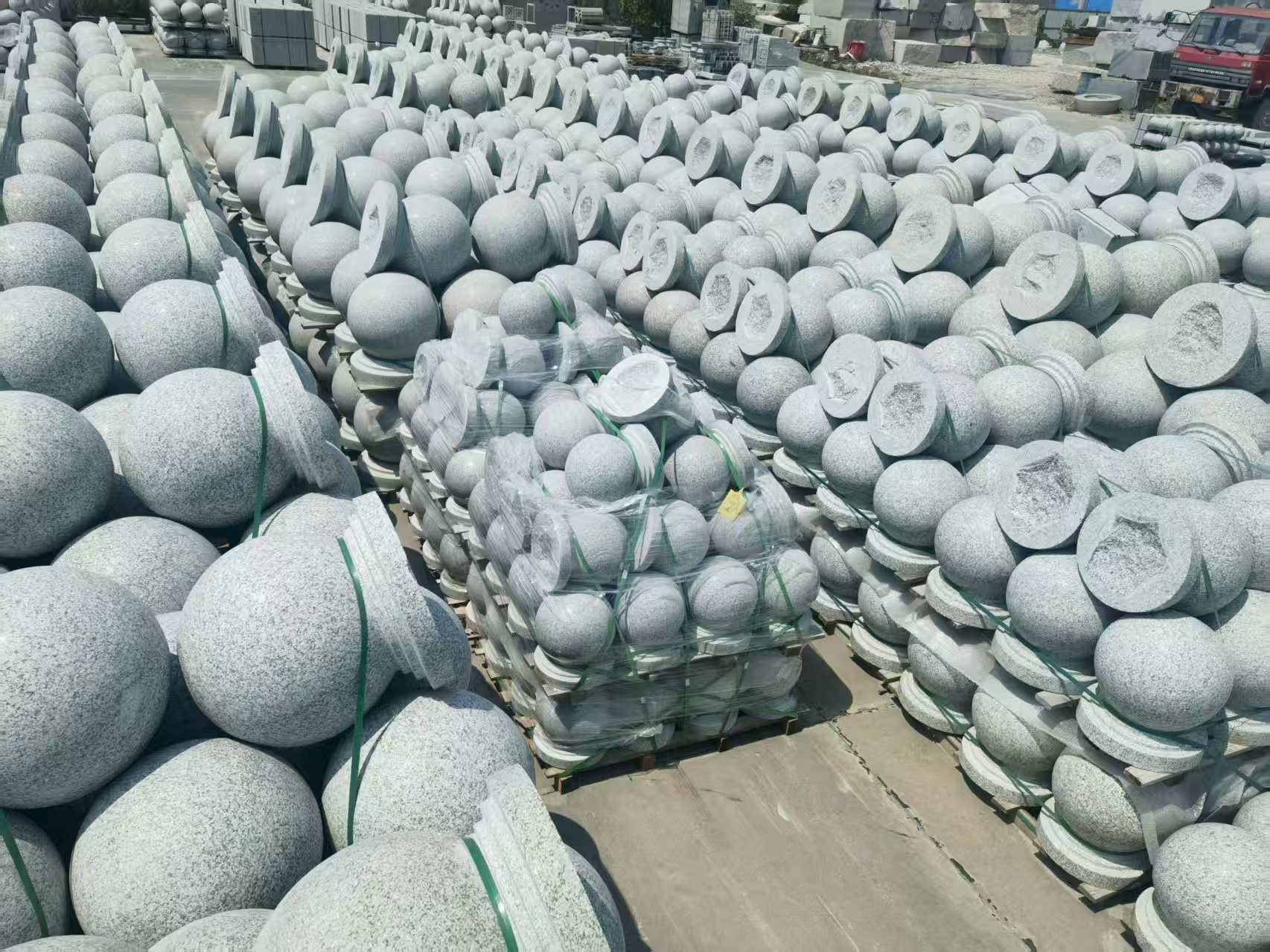 新余 花岗岩实心圆球，石球，挡车球，挡车石，车止石，路障石。