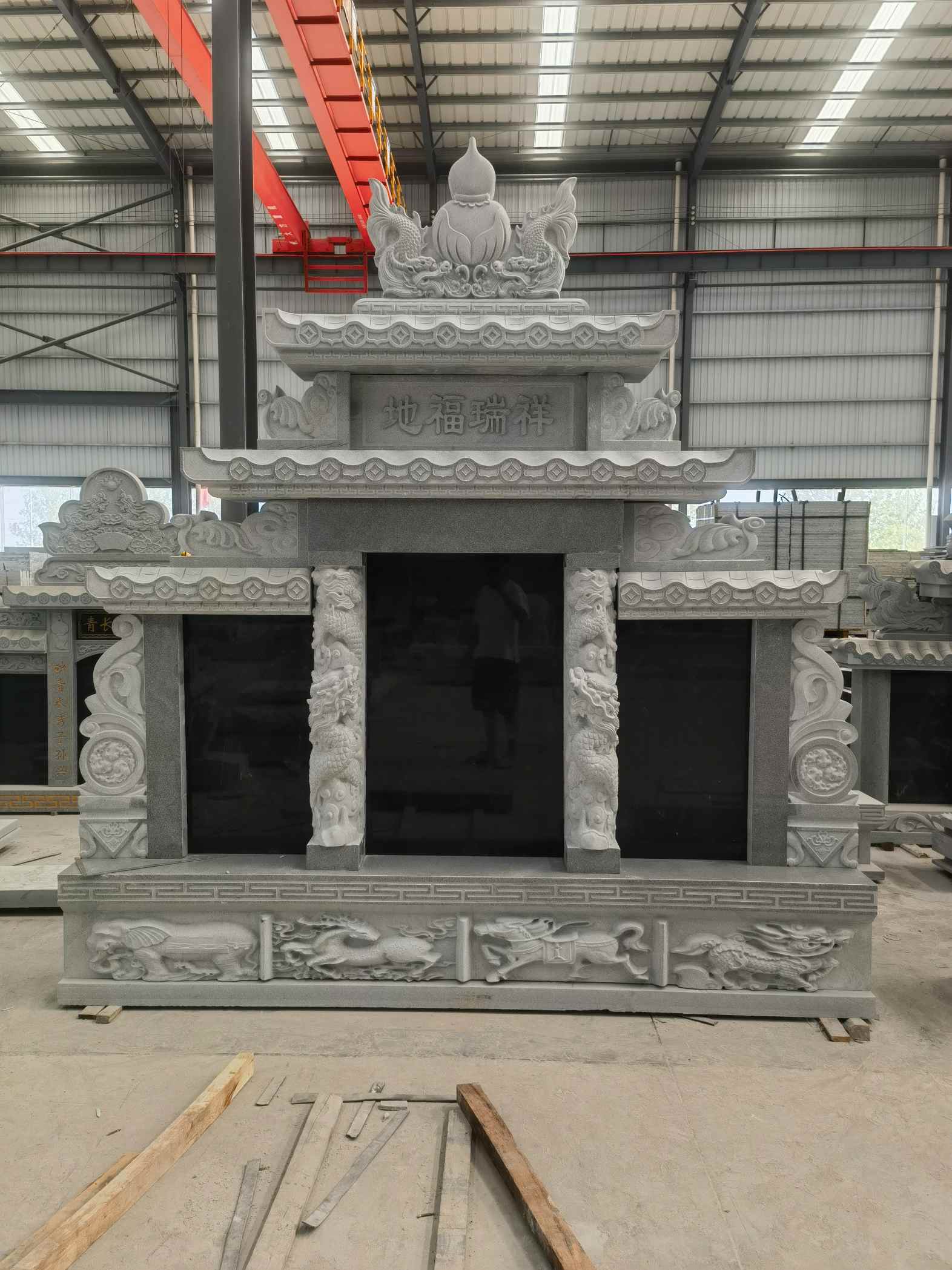 新余 芝麻灰高档墓碑、土墓，一套也支持定做